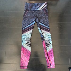 Lululemon Leggings Size 6 | Patterned